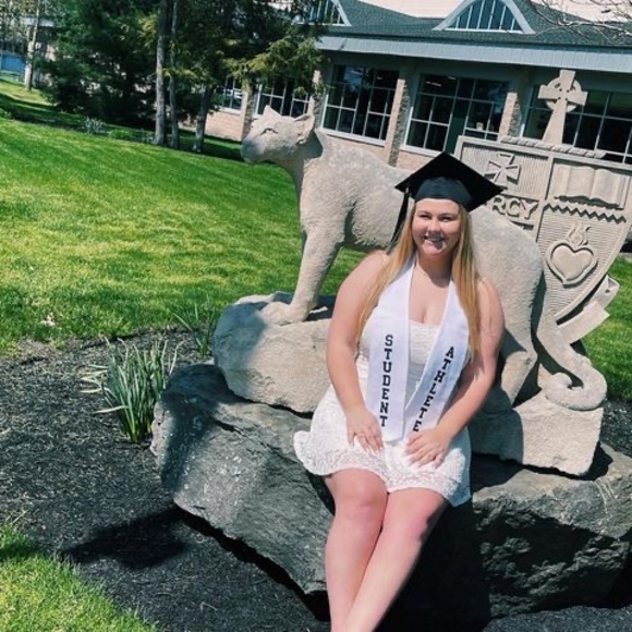 olivia_gretz